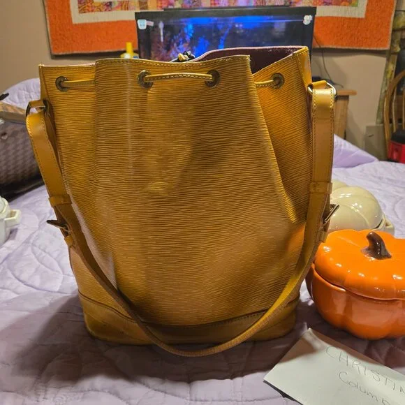 STUNNING Louis Vuitton Epi Noé GM STUNNING PIECE - Picture 3 of 5